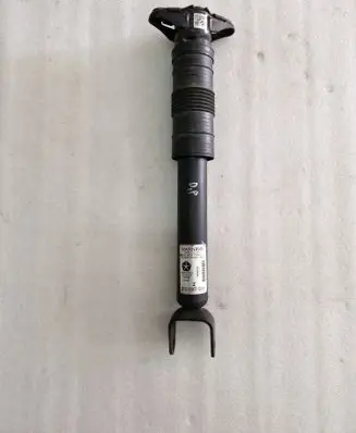 Dodge Durango Rear shock absorber/damper 68261967AA