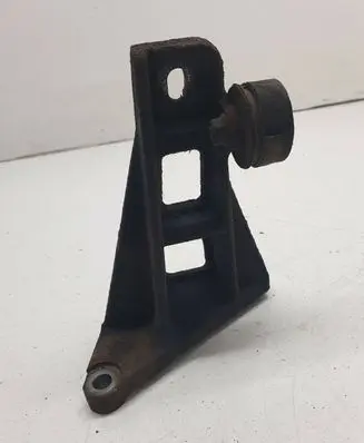 Suzuki Grand Vitara II Engine mount bracket RD0143