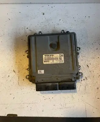 Volvo V70 Engine control unit/module 30729826A