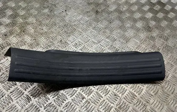 Rear sill trim cover