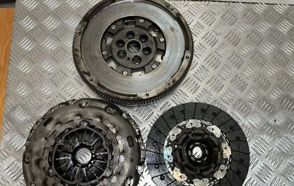 Volkswagen Tiguan Clutch set kit 124050510