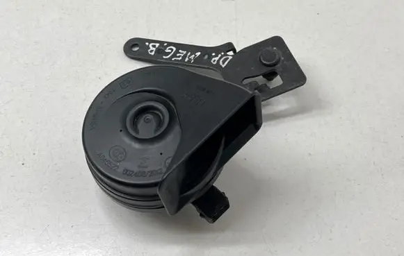 Renault Megane III Horn signal A046522 0024082012