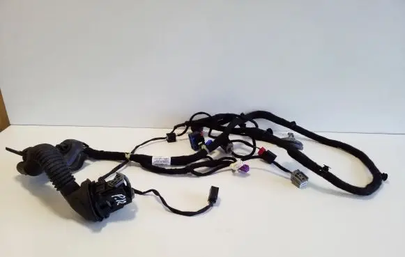Jeep Cherokee Front door wiring loom 68195776AB