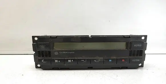 Volkswagen PASSAT B5.5 Climate control unit