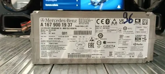 Mercedes-Benz GLE W167 Radio/GPS head unit trim A1679001937