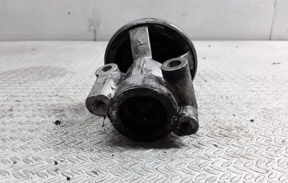 Mitsubishi Pajero EGR valve K5T553