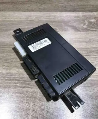 BMW 5 E39 Light module LCM 8377836