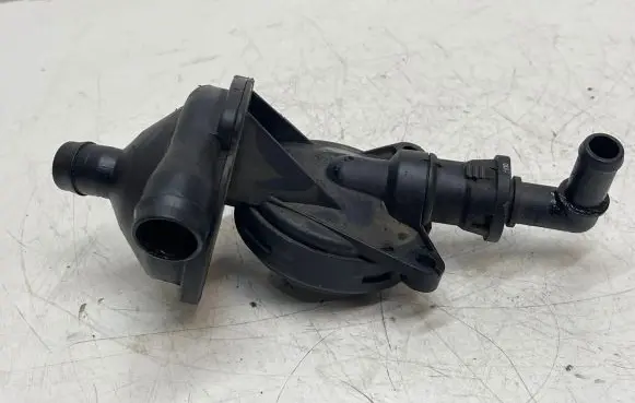 BMW 3 E46 Breather/breather pipe/hose 7503519 A053