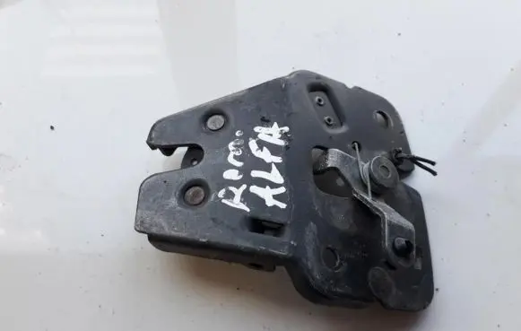 Alfa Romeo 156 Tailgate/trunk/boot lock/catch/latch
