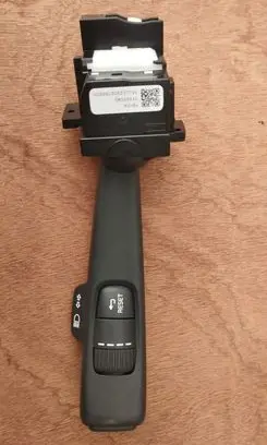 Volvo V40 Indicator stalk 31456045
