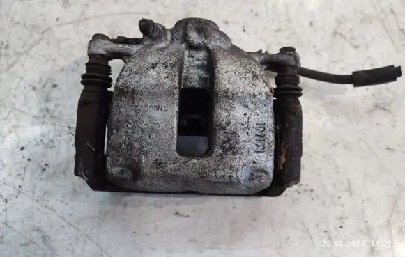Mini One - Cooper Coupe R56 Front brake caliper