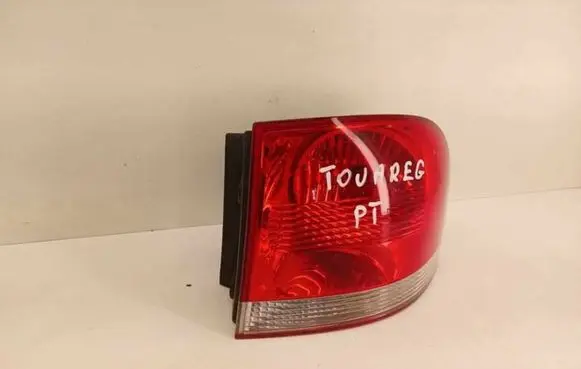 Volkswagen Touareg I Rear/tail lights