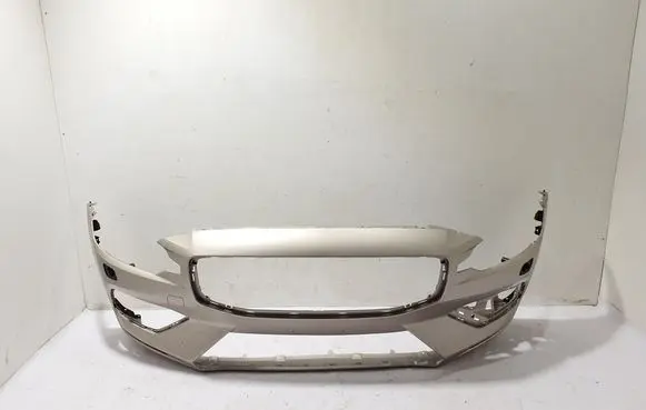 Volvo V60 Front bumper 31690589