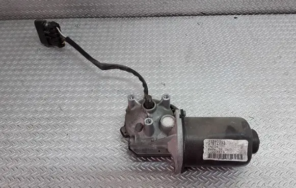 Opel Meriva A Wiper motor 93390344