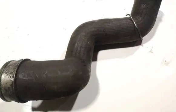 Intercooler hose/pipe