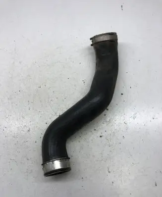Audi A4 S4 B7 8E 8H Intercooler hose/pipe 8E0145737F