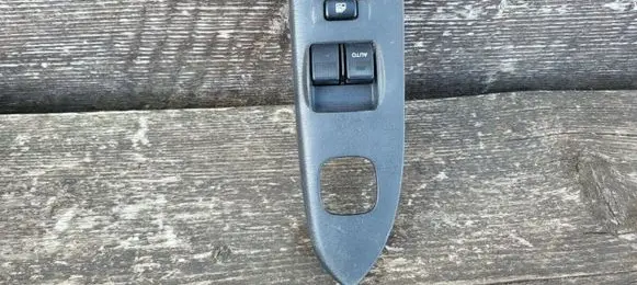 Mazda 626 Electric window control switch 1773W87