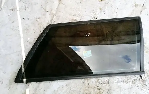 Volkswagen PASSAT B4 Rear side window AS2