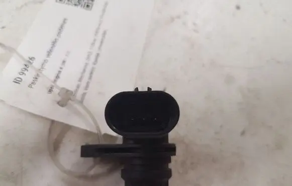 Opel Insignia A Camshaft position sensor 55201876