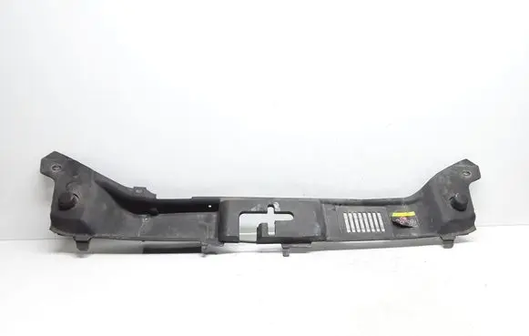 Volvo V50 Top upper radiator support slam panel 31250176 31250177