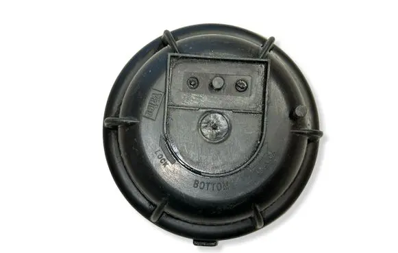 Volvo V70 Headlight/headlamp dust cover 9178538
