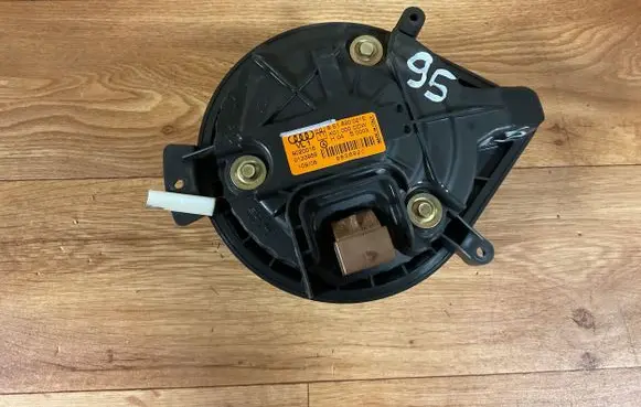 Audi A4 S4 B7 8E 8H Heater fan/blower 8E1820021E 983692C 9020016