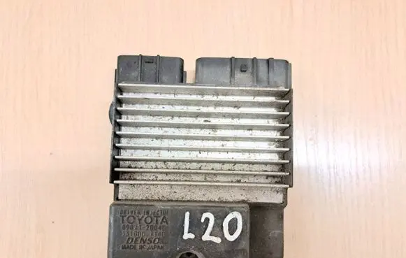 Toyota Avensis T250 Fuel injection control unit/module 8987120040 1310001140