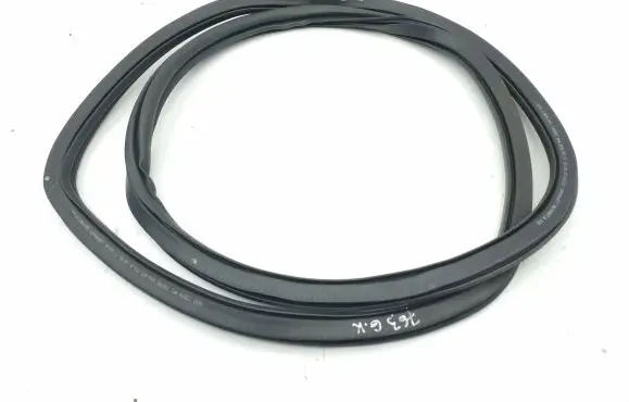 Audi Q2 - Rear door rubber seal (on body) 