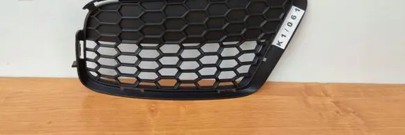BMW X1 E84 Front bumper lower grill 51117845542