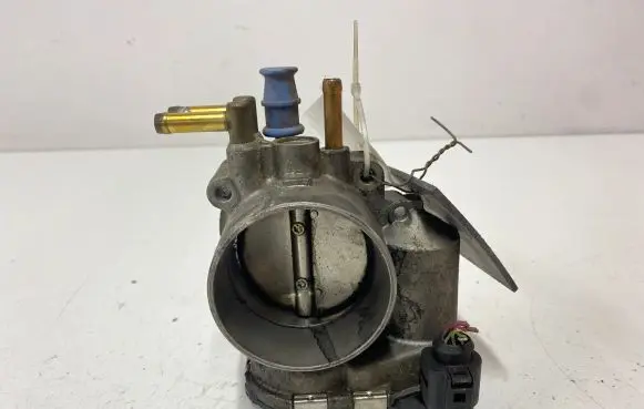 Audi A6 S6 C5 4B Throttle valve 078133069B 0280750030