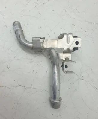 Chevrolet Volt II Engine coolant pipe/hose