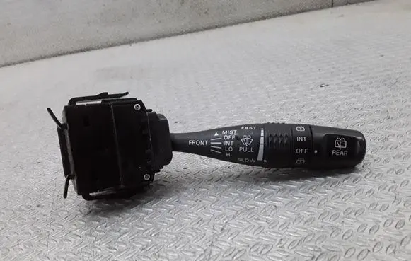 Mitsubishi Lancer Wiper control stalk 17D714