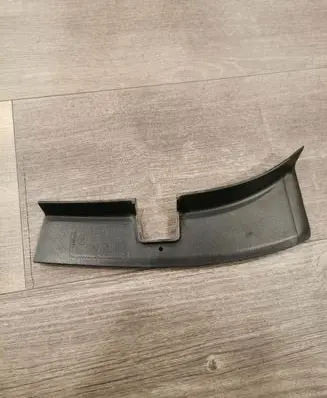 Rear/tail light trim molding