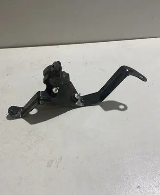 Ford Mustang VI ABS pump bracket GR3C2C304A