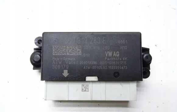 Audi A3 S3 8V Parking PDC control unit/module 5Q0919283E