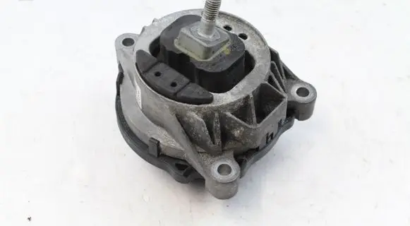 BMW 3 GT F34 Engine mount bracket 6856403 22116856403