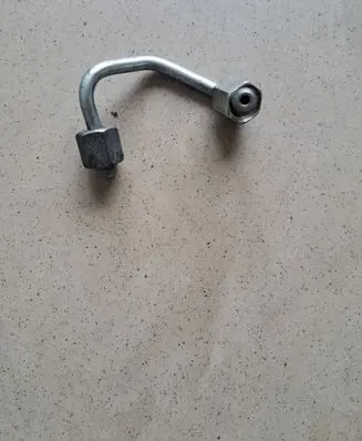 Fuel injector supply line/pipe