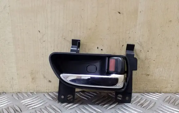 Subaru XV Front door interior handle