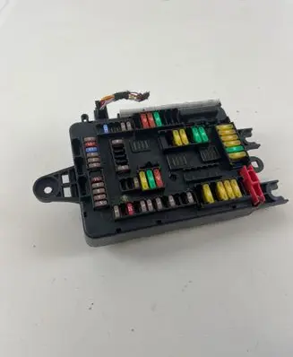 BMW 4 F32 F33 Fuse module 9389070 952776 08052017