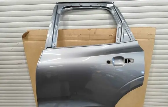 Rear door