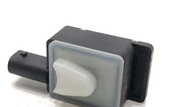 BMW X2 F39 Airbag deployment crash/impact sensor 9305252