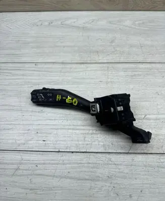 Volkswagen Caddy Indicator stalk 1K0953513G ANP80H013F NPE0388C