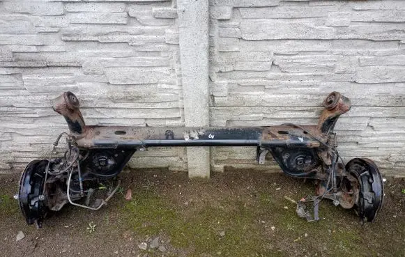 Nissan Leaf II (ZE1) Rear axle beam with reductor 17838650961