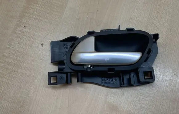 Peugeot 508 Front door interior handle 9800099780 9685950377 9660525480