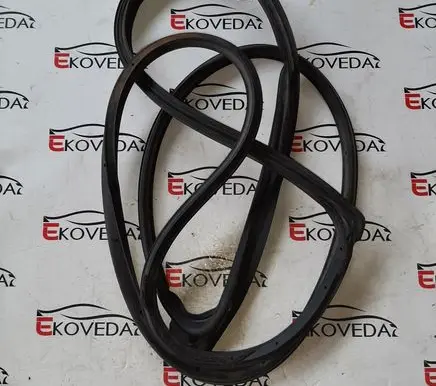 Mazda 3 III Rubber seal front door (on door) 4LO11339 C6ADY02
