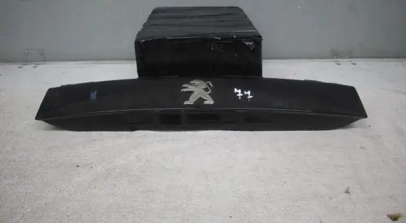 Peugeot 2008 II Tailgate/trunk/boot exterior handle
