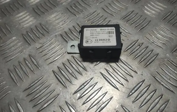 Hyundai Sonata Immobilizer control unit/module 95420H1000 3890442427 97RI000008