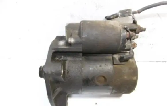 Peugeot 106 Starter motor M002T13081