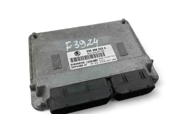 Skoda Fabia Mk1 (6Y) Engine control unit/module 03E906033A