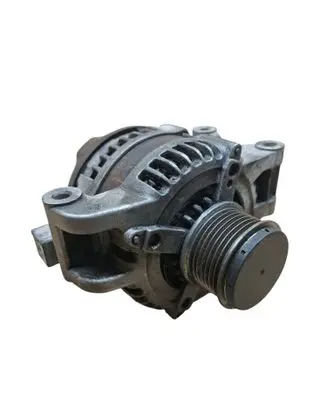 Toyota Avensis T250 Generator/alternator 4890100900